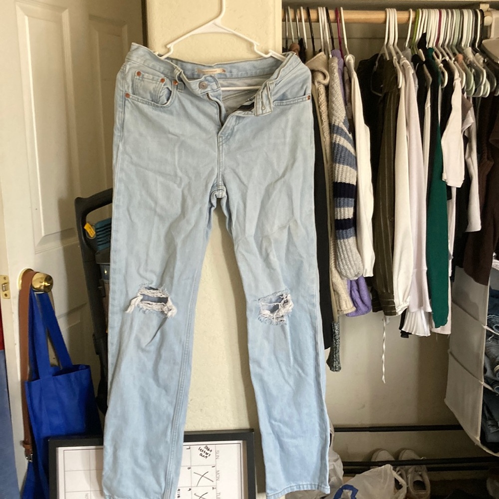 Levi’s womens jeans😙
